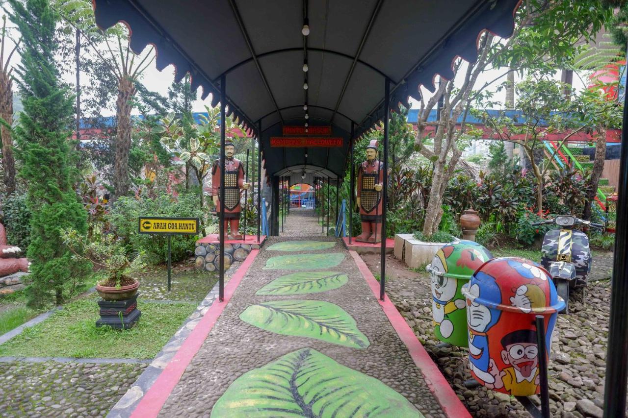 Reddoorz Resort @ Tawangmangu Εξωτερικό φωτογραφία